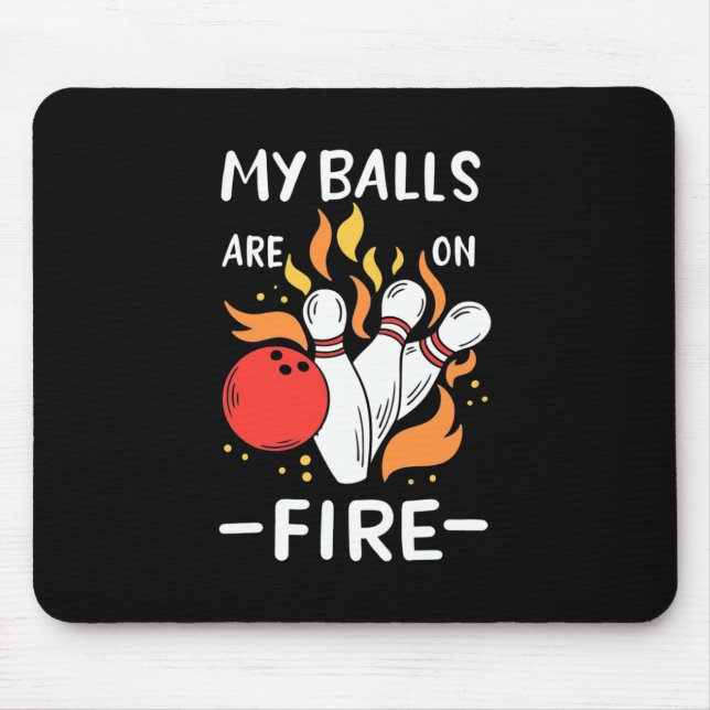 Bowler-Balls sind in Flammen. Mousepad (Vorne)