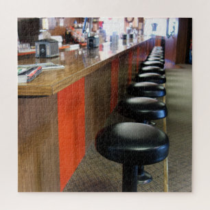Bowling Alley Stools und Diner Counter Puzzle