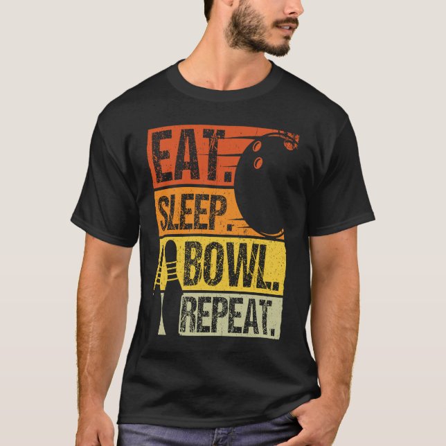 Bowling Ball Button Bowler Strike Bowling Team Bow T-Shirt (Vorderseite)