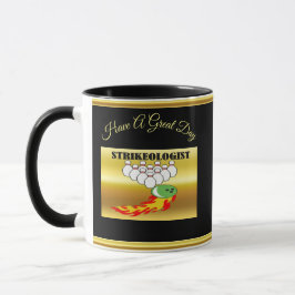 Bowling Buttone und Ball mit dem Wort STRIKEOLOGIS Tasse