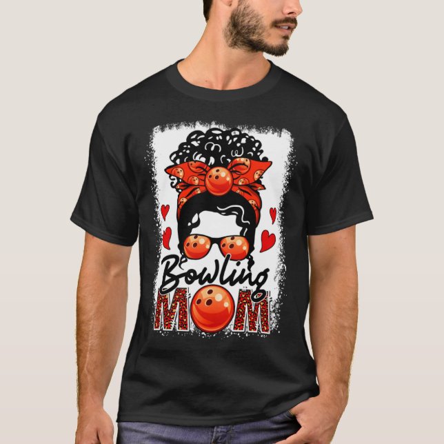 Bowling Mom Leopard Messy Bun Game Day Mother s Da T-Shirt (Vorderseite)