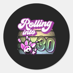 Bowling Party rollt in 30 Bowling Geburtstag Runder Aufkleber