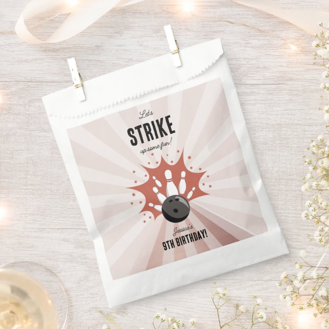 Bowling Strike Up Some Fun Birthday Rose Gold Girl Geschenktütchen (Ausgeschnitten)
