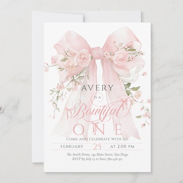 Bowtiiful One 1st Birthday Floral Bow Girls Einladung (Vorderseite)