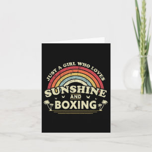 Boxen Shirt. Nur ein Mädchen, das Sonnenschein und Karte