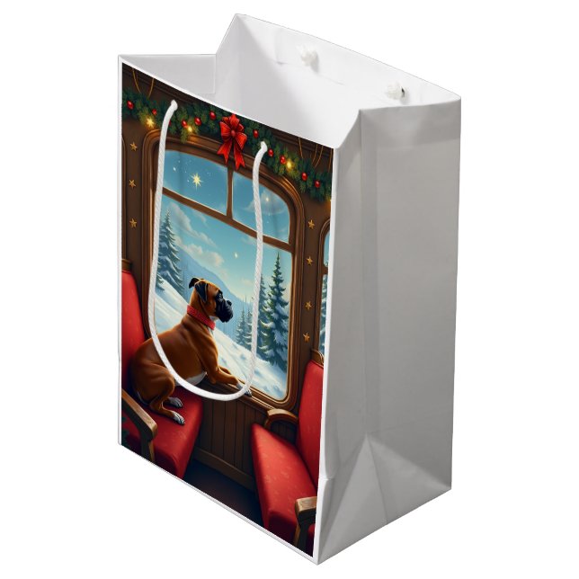 Boxer Christmas Eve Train Ride Painting Mittlere Geschenktüte (Vorderseite Schrägansicht)