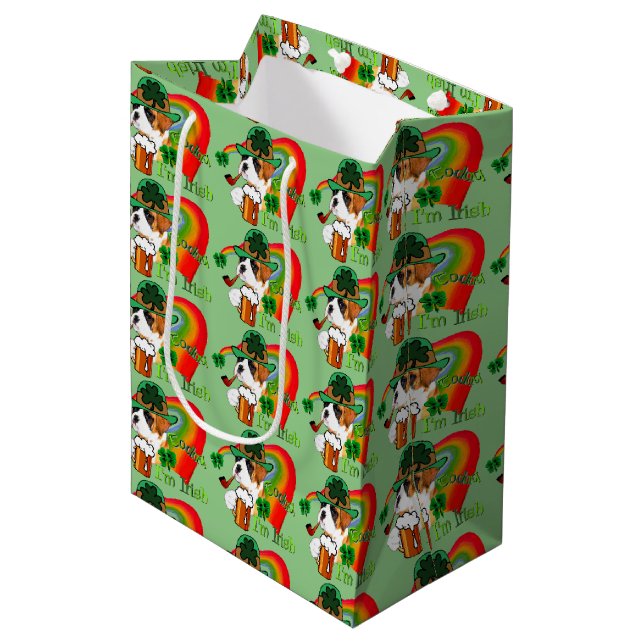 Boxer Dog St. Patricks Day Mittlere Geschenktüte (Vorderseite Schrägansicht)