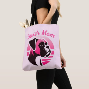 Boxer-Hundemutter in Rosa Tasche