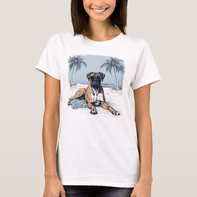 Boxer mit Sonnenbrille am Strand T-Shirt (Vorderseite)