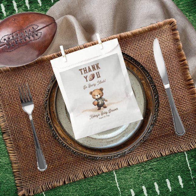 Boy Bearly Wait American Football Baby Dusche Geschenktütchen (Teddy Bear Boy American Football Bearly Wait Baby Shower "Thank You Beary Much!" Favor Bag)