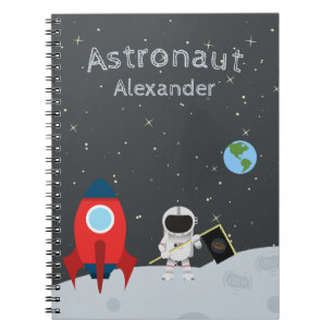 Boys Astronaut auf dem Mond, Mit Monogramm Vorname Notizblock