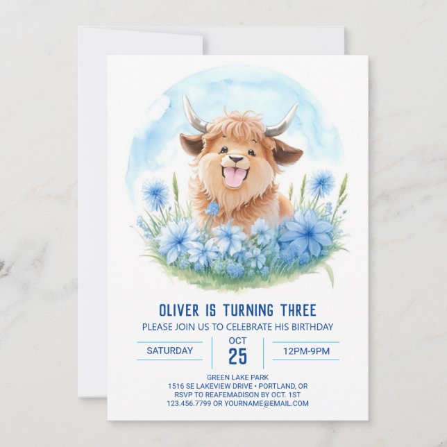 Boys' Blue Highland Cow Picnic Kindergeburtstag Einladung (Vorderseite)