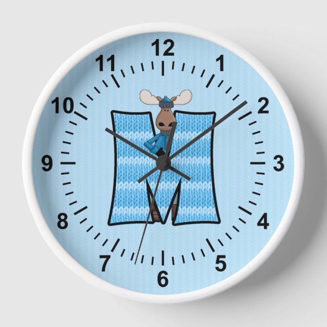 Boy's Blue Moose Strick Muster Mongoram Letter M Wanduhr (Vorderseite)