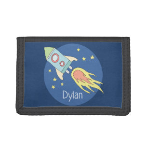 Boys Colorful Rocket Ship Space Muster und Name Trifold Geldbörse