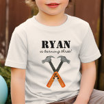 Boys Construction Builder Birthday Boy T-Shirt<br><div class="desc">Bauen wir etwas FUN! Dieses Design bietet einzigartige Aquarellbauwerkzeuge/Hämmer für Ihren kleinen Handwerker.</div>