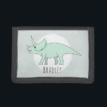 Boys Cool Doodle Triceratops Dinosaurier mit Name Tri-fold Portemonnaie<br><div class="desc">Dieses coole Design ist Teil einer Kollektion mit niedlichen Dinosauriern für Bekleidung und Accessoires für kleine Jungen. Dieses Kinderdesign verfügt über einen handgezeichneten Triceratops Doodle Dinosaurier und kann mit dem Namen Ihres Jungen personalisiert sein. Karo in unserem Shop für andere Dinosaurier Designs!</div>