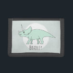 Boys Cool Doodle Triceratops Dinosaurier mit Name Tri-fold Portemonnaie<br><div class="desc">Dieses coole Design ist Teil einer Kollektion mit niedlichen Dinosauriern für Bekleidung und Accessoires für kleine Jungen. Dieses Kinderdesign verfügt über einen handgezeichneten Triceratops Doodle Dinosaurier und kann mit dem Namen Ihres Jungen personalisiert sein. Karo in unserem Shop für andere Dinosaurier Designs!</div>