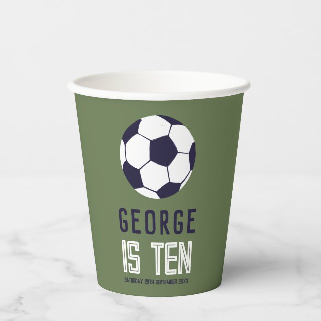Boys Green Sporty Soccer Kids Birthday Pappbecher (Vorderseite)