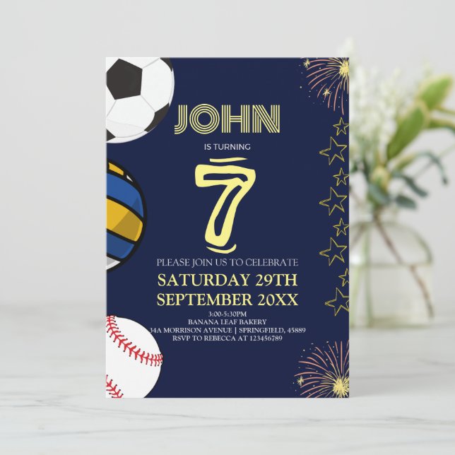 Boys Modern Blue Sports Kindergeburtstag Einladung (Stehend Vorderseite)