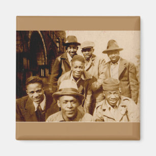 Boyz der 1930er Jahre von der Haube RPPC Magnet