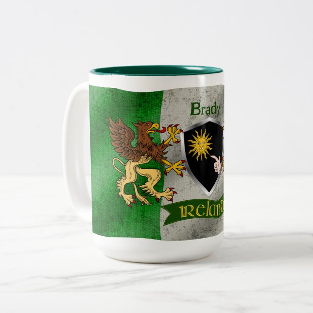 Brady Irish Shield mit / Personalisierte einer bes Zweifarbige Tasse (Vorderseite Links)