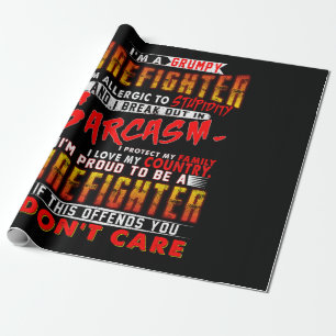 Brandgeschenk   Ich bin ein gruseliger Feuerwehrma Geschenkpapier