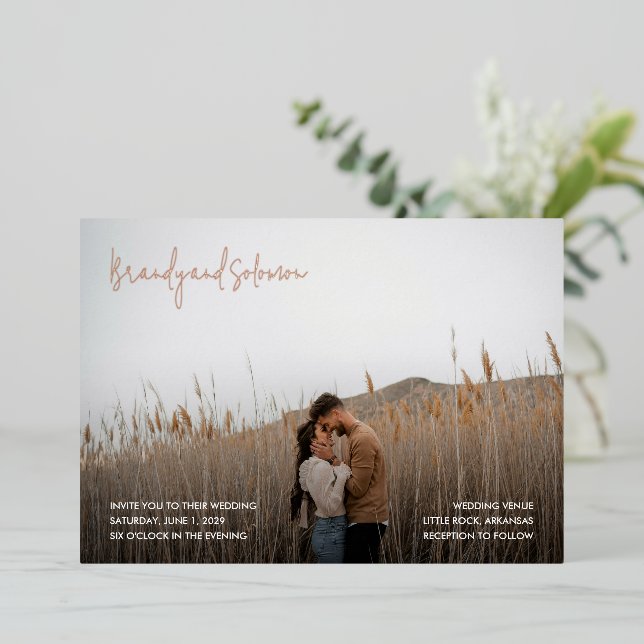 Brandy Simple Foto Moderne Hochzeit Folieneinladung (Stehend vorne)