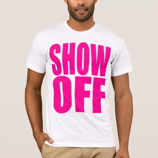 Brash Fitness führen T-Shirt vor