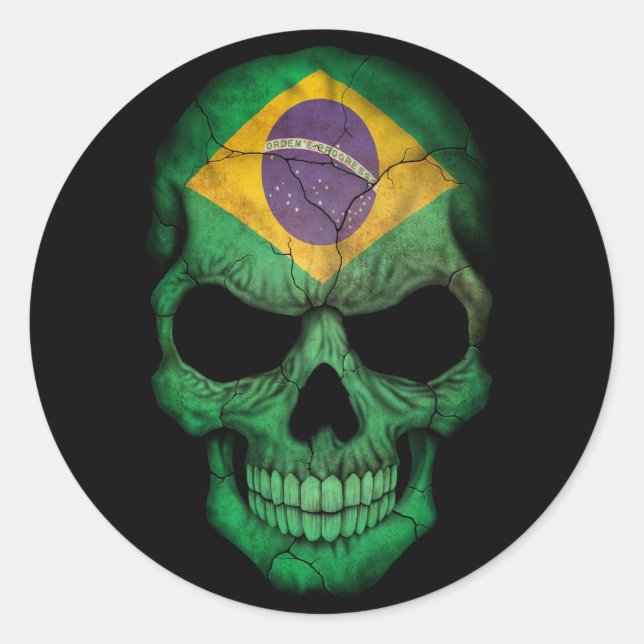 Brasilianischer Flaggenschädel auf schwarz Runder Aufkleber (Vorderseite)