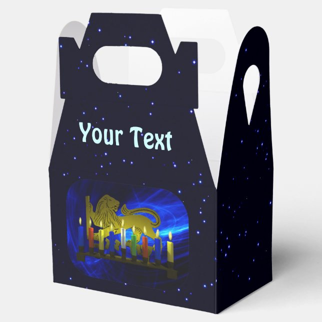 Brass Lion Menorah Geschenkschachtel (Geöffnet)