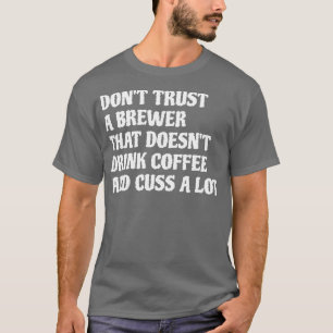 Brauer, die Kaffee trinken, viel 1 T-Shirt
