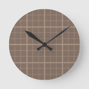 Braun-Erdfarbene Fensterpaneel-Karo Runde Wanduhr
