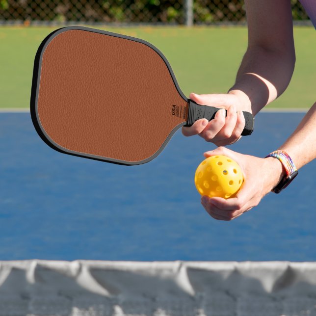 Braun Imitat Leather Custom Monogram Pickleball Schläger (InSitu)