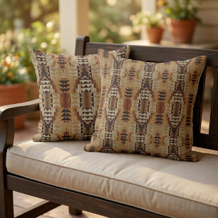 Braun Orange Schwarz Tribal Art in Beige-Taupe Kissen