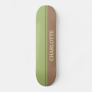 braun und grün skateboard