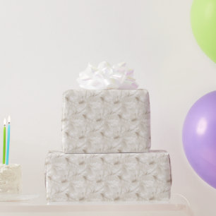 Braun-weißes Feder-Muster für die Braut  Geschenkpapier