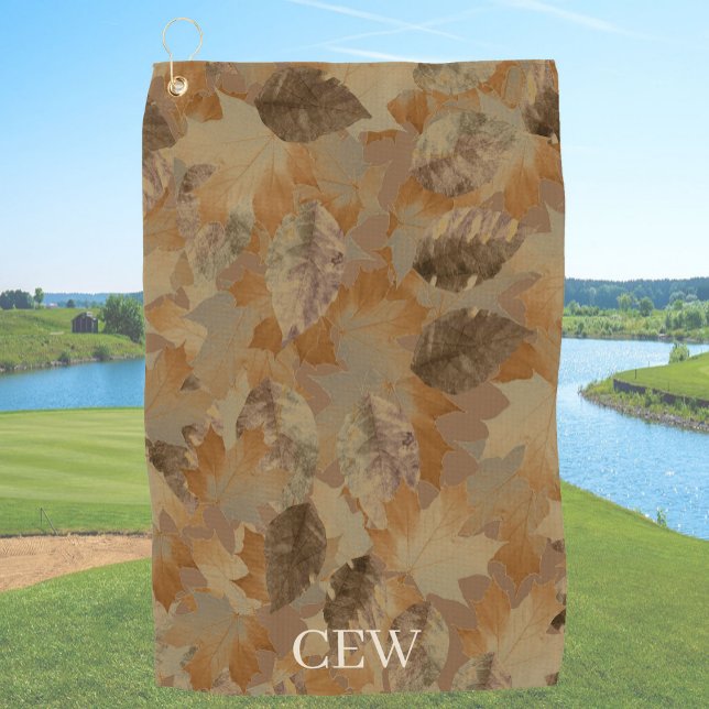 Braune Blätter Custom Monogramm oder Name Camo Golfhandtuch (Von Creator hochgeladen)