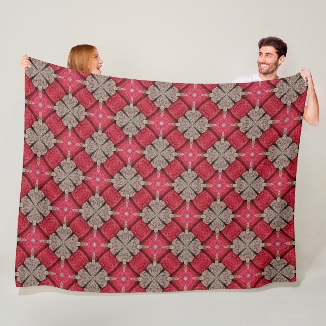 Braune Kreise und rotes Diamantmuster Fleecedecke (Beispiel)