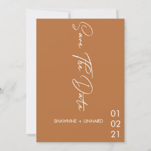 Braune Terrakotta Boho-Schrift Save-the-Date-Foto Einladung