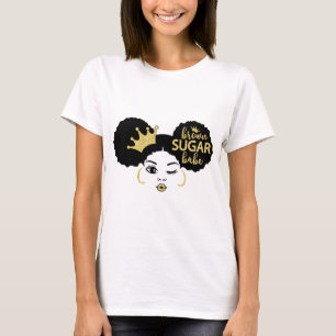 Braune Zucker-Babe in Schwarz und Gold T-Shirt