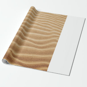 BRAUNER SAND MIT SCHATTEN VON PERSON GESCHENKPAPIER