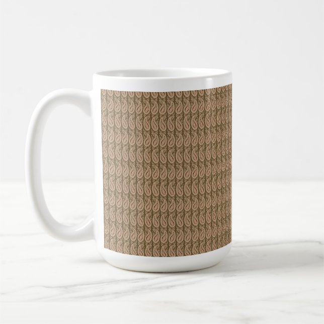 Brauner Teppich mit detailliertem Motivmuster mit Kaffeetasse (Links)