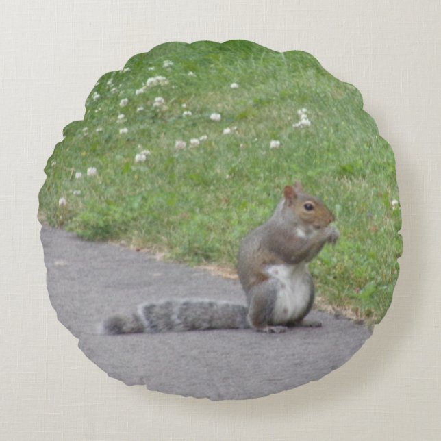 Braunes Eichhörnchen Rundkissen Rundes Kissen (Vorderseite)