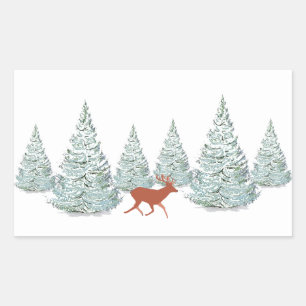 Braunes Hirsch unter schneebedeckten Spruce Trees Rechteckiger Aufkleber
