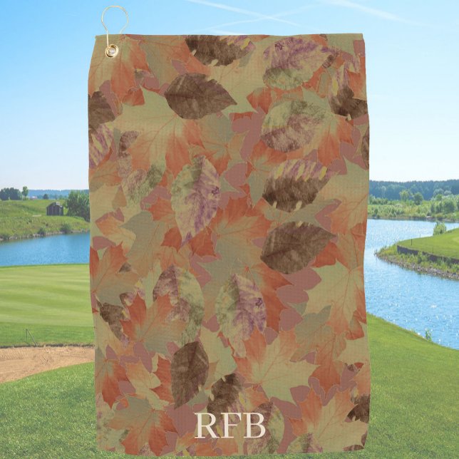 Braunes individuelles Monogramm oder Name Camo Golfhandtuch (Von Creator hochgeladen)