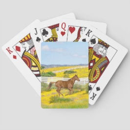 Braunes Pferd, das auf Feldkarten läuft Spielkarten