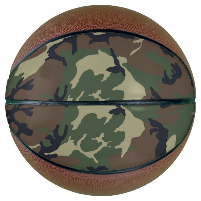 Braungrüne Tarnung Basketball (Vorderseite)