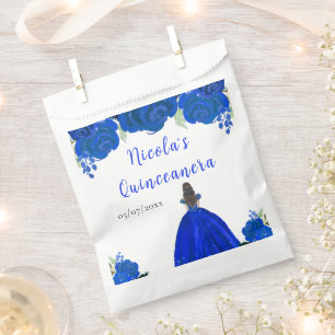 Braunhaar Prinzessin Blaues Blumen Quinceanera Geschenktütchen