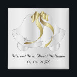 Braut am Hochzeitstag / Zaubermagnet Magnet<br><div class="desc">Hochzeitstag Keepake Magnete aus der Braut und der Gräuel bereit, um zu personalisieren. ✔ Hinweis: Nicht alle Vorlagenbereiche müssen geändert werden. 📌 Wenn Sie weitere Anpassungen benötigen, klicken Sie bitte auf den Button "Weitere Anpassungen vornehmen" oder "Design anpassen oder bearbeiten" und verwenden Sie unser Designwerkzeug, um die Größe, den Rotation,...</div>