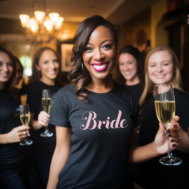 Braut Hellrosa Schrift Hochzeit Schwarz T-Shirt (Von Creator hochgeladen)